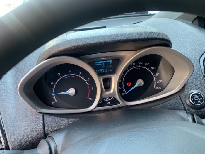 Bán Ford Ecosport sx 2k16 titanium màu đen