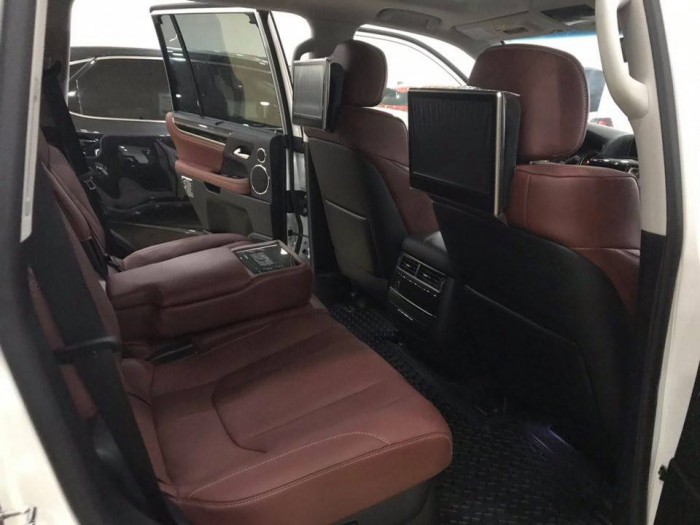 Bán Lexus LX570 màu trắng, nhập mỹ,Model và đăng ký 2016, full option,xe đẹp,biển Hà Nội