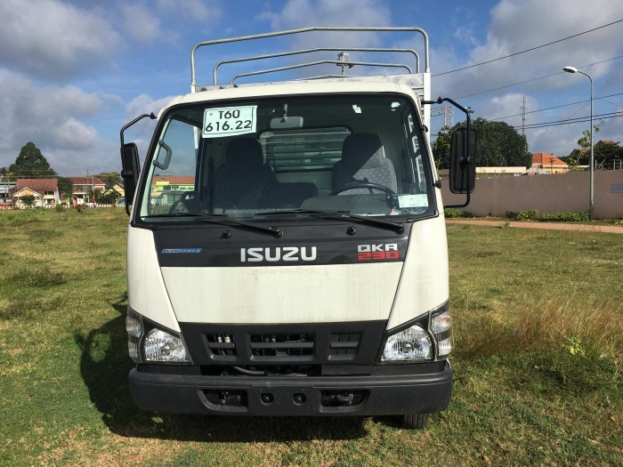 Isuzu tải trọng 1.4 - 1.9 tấn thùng bạt - trả góp vay cao  không cần chứng minh thu nhập