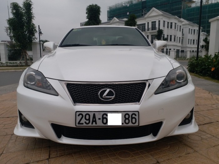 Lexus IS250 Fsport màu trắng Model 2011 đăng ký lần đầu 2012 Biển Hà Nội