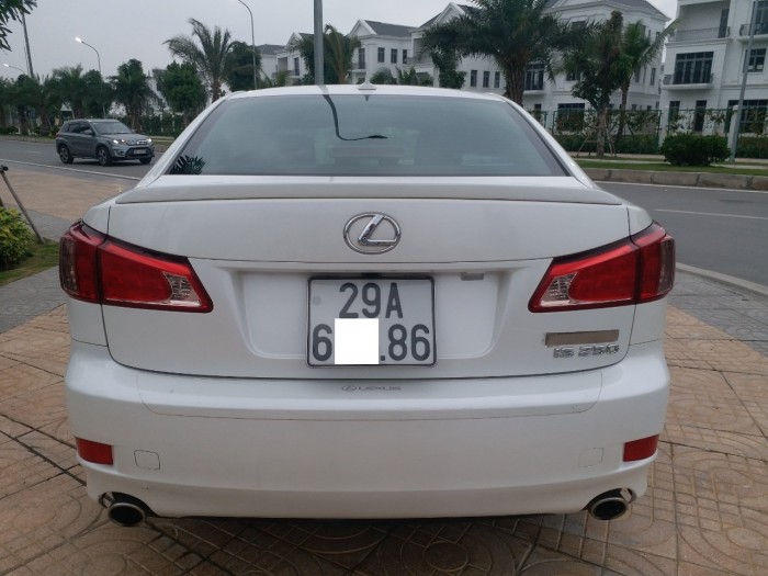 Lexus IS250 Fsport màu trắng Model 2011 đăng ký lần đầu 2012 Biển Hà Nội