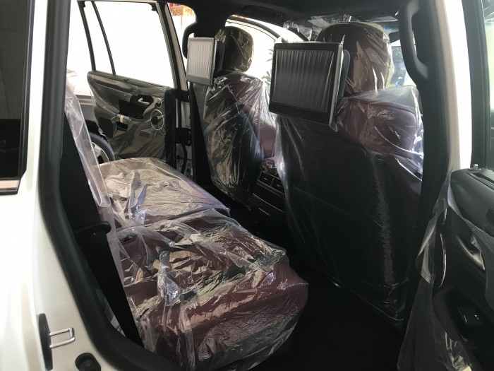 Bán ô tô Lexus LX 570 Super Sport ,nhập nguên chiếc, 2019, màu trắng,bản full ,xe giao ngay