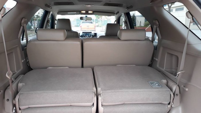 Gia đình cần bán Fortuner 2013, số tự động máy xăng, màu bạc
