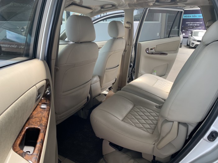 Bán Innova E 2014, màu bạc, đúng chất, gốc TP, giá TL, hổ trợ góp