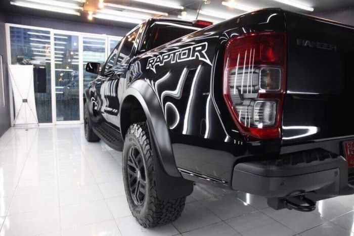 Quận 2 - Ford RAPTOR giá tốt , đưa trước 20% + Phụ kiện