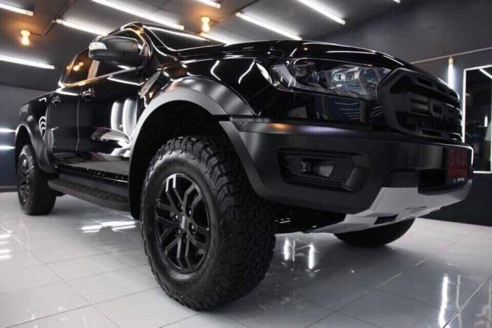 Quận 2 - Ford RAPTOR giá tốt , đưa trước 20% + Phụ kiện