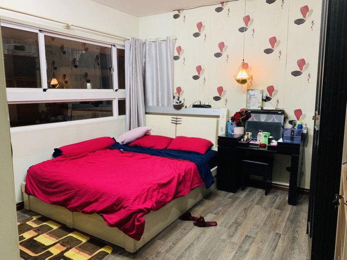 Cần bán gấp căn hộ An Phú Q6, Dt 91m2, 3 phòng ngủ, sổ hồng, tặng 1 số nội thất, nhà đẹp sàn gỗ