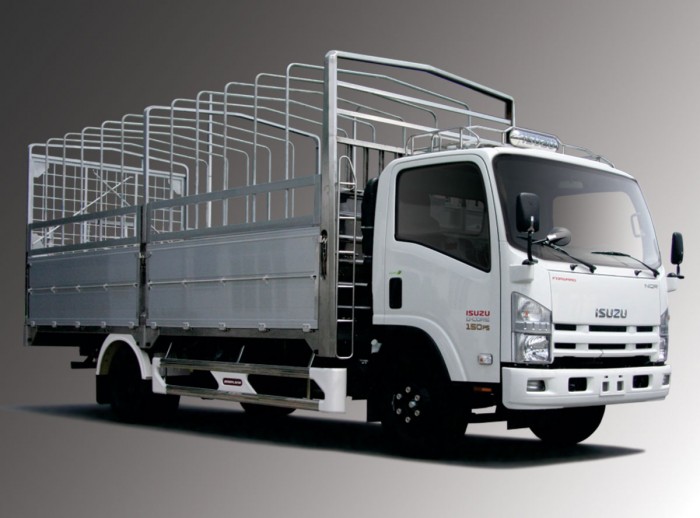 Xe tải Isuzu 2,5 tấn thùng mui bạt- QKR77FE4