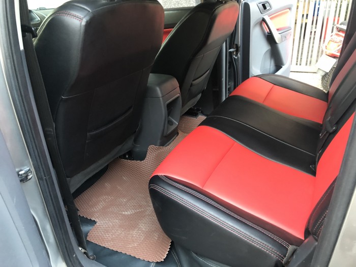 Bán Ford Ranger 2017 xám số sàn Xe đẹp như mới, không một lỗi nhỏ.