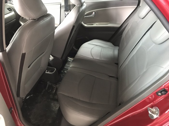 Bán Kia Morning SI 1.25MT màu đỏ số sàn sản xuất 2017 mới 90%