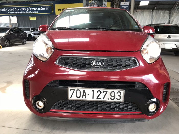 Bán Kia Morning SI 1.25MT màu đỏ số sàn sản xuất 2017 mới 90%