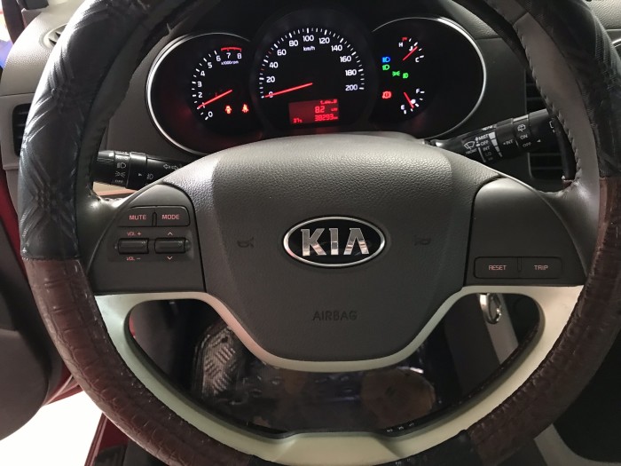 Bán Kia Morning SI 1.25MT màu đỏ số sàn sản xuất 2017 mới 90%