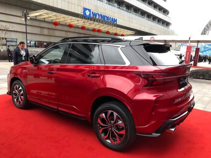 Xe du lịch DongBen Shinneray 5 chổ