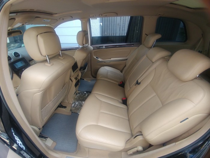 Bán Mercedes GL550 Amg 2007 tự động đen tuyệt đẹp