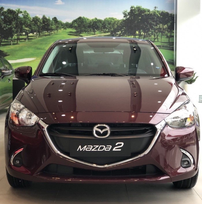 Mazda 2 SD đưa trước