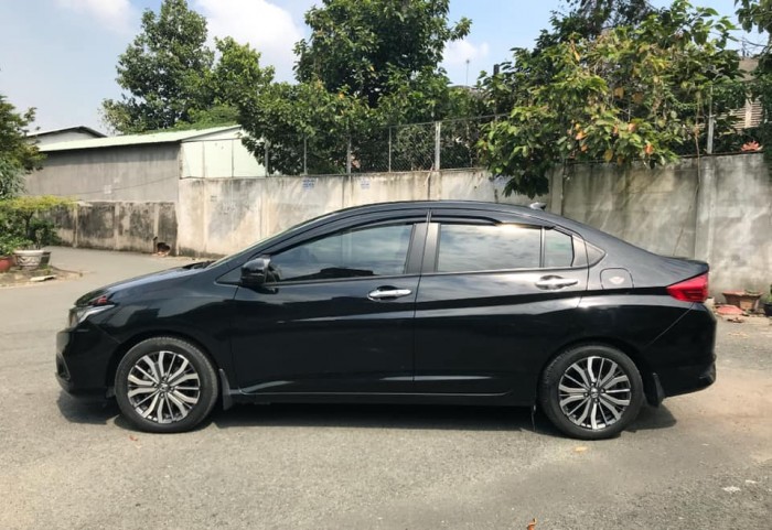 Báp gấp Honda City 2017 đk 2018 tự động đen mới tinh