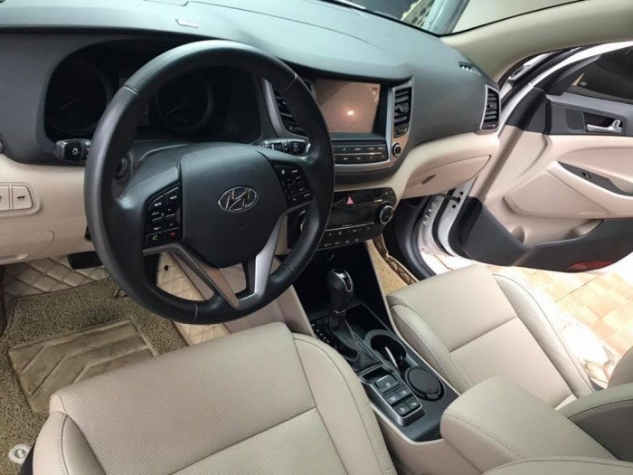 Bán Hyundai Tucson 1.6 tubor sx 2017
