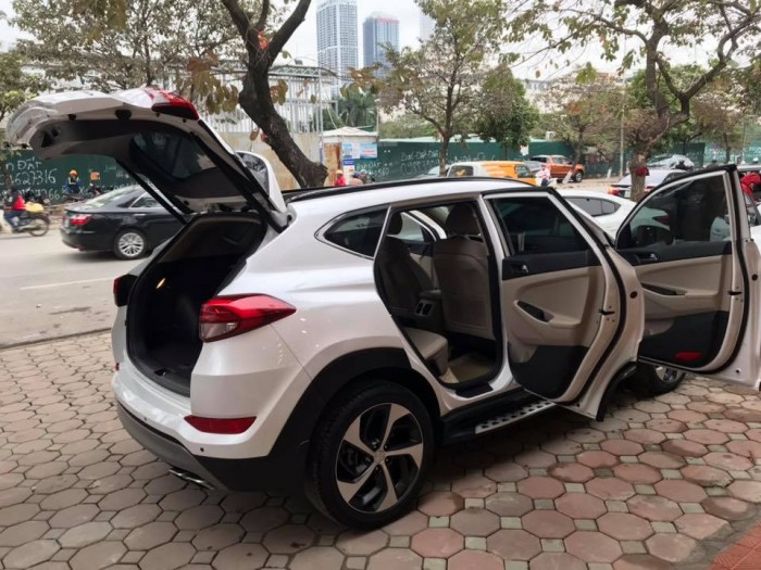 Bán Hyundai Tucson 1.6 tubor sx 2017