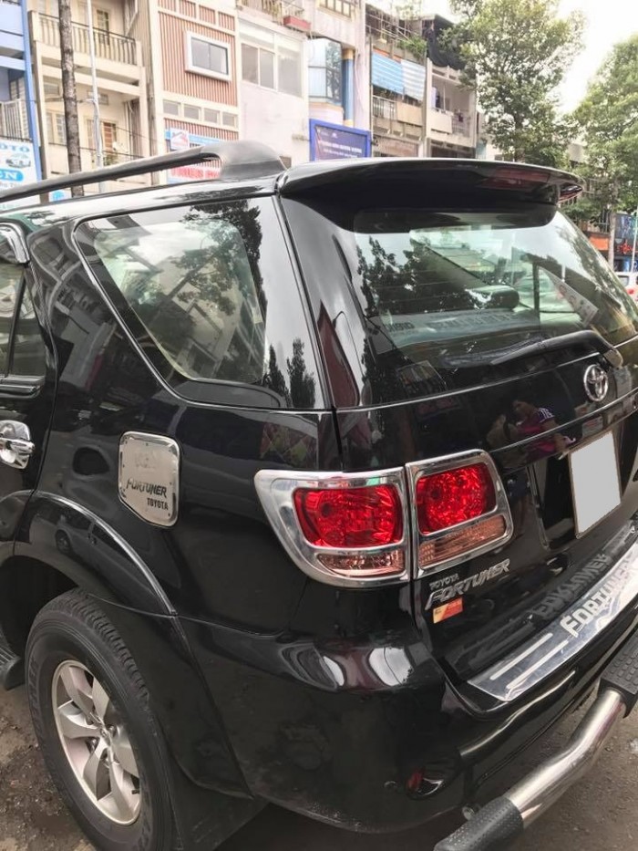 Cần bán xe Toyota Fortuner đời 2007 máy xăng số tự động