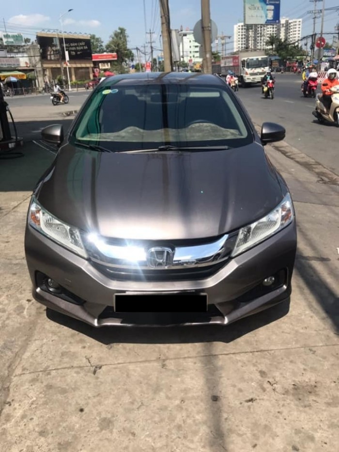 Cần bán xe Honda City đời 2015 số tự động màu xám titan