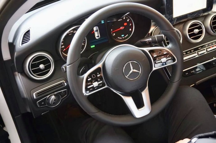 Mercedes C200 2019 - Xe Mới Ra Mắt Siêu Hot - Giao Ngay - Đủ Màu
