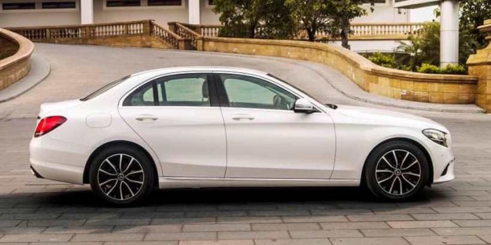 Mercedes C200 2019 - Xe Mới Ra Mắt Siêu Hot - Giao Ngay - Đủ Màu