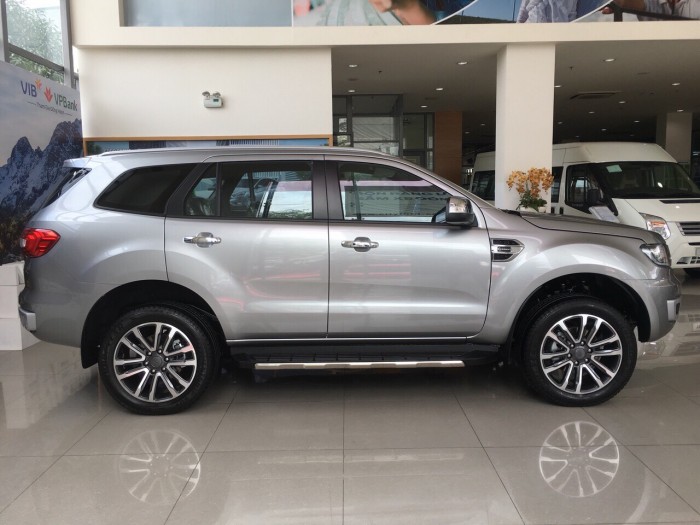 Ford Everest - Khuyến mãi lớn, hỗ trợ 100% , Hồ sơ nhanh gọn .