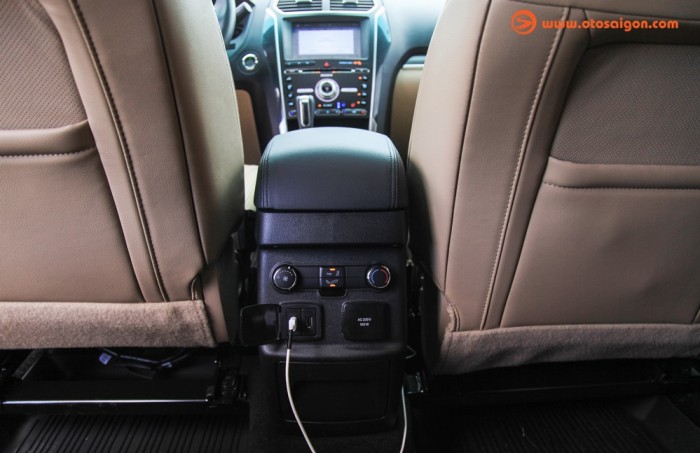 Ford Expolrer - Đẳng cấp xe 7 chổ, giá cực sốc