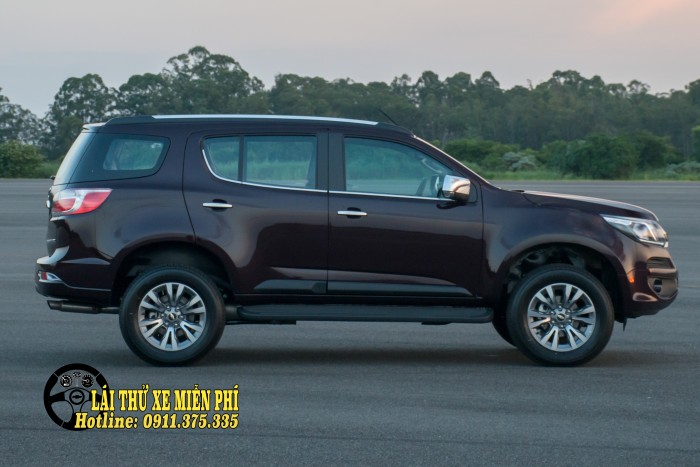 Chevrolet Trailblazer Khuyến mãi lớn, tặng kèm gói PHỤ KIỆN hấp dẫn