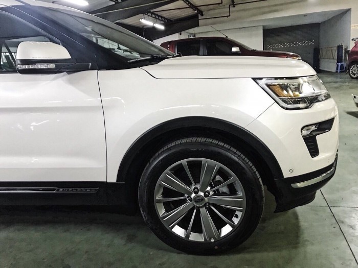 Ford Expolrer, Giá siêu tốt trong tháng ,xe giao trong tháng , đủ màu !