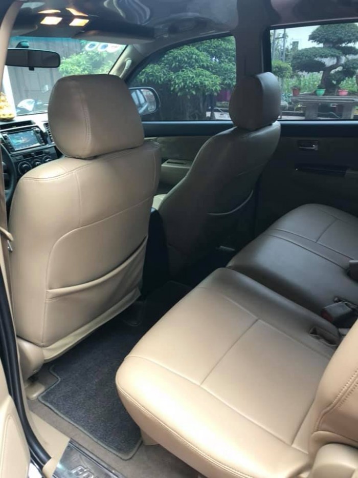 Bán Fortuner dầu 2016 đk 2017 màu đen tuyệt đẹp luôn nha