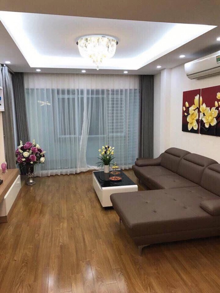 Bán nhà quận Hai Bà Trưng 40m2, 5 tầng, MT 4m đẹp như khách sạn