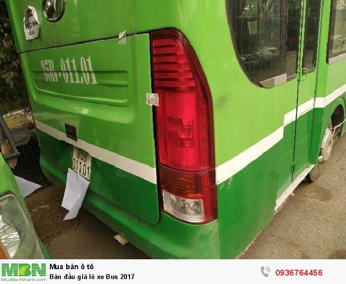 Bán đấu giá lô xe Bus 2017