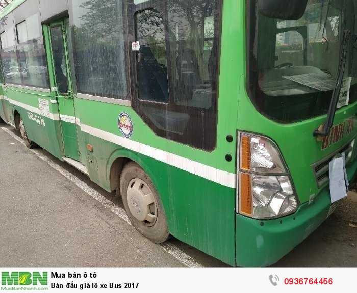 Bán đấu giá lô xe Bus 2017