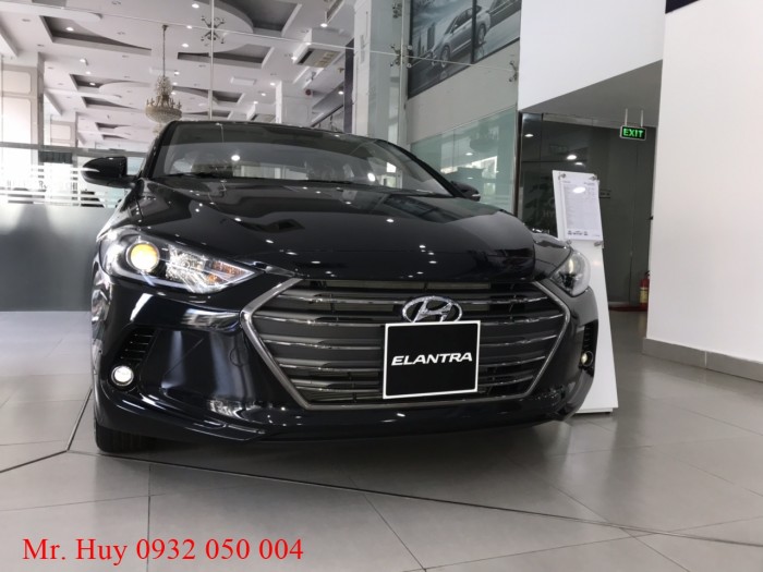 Hyundai Elantra 1.6MT giao ngay chỉ với 190 triệu