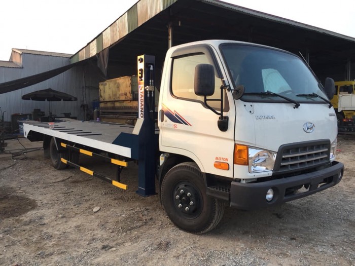 Bán xe tải Hyundai HD120SL 8 tấn nâng đầu chở máy công trình