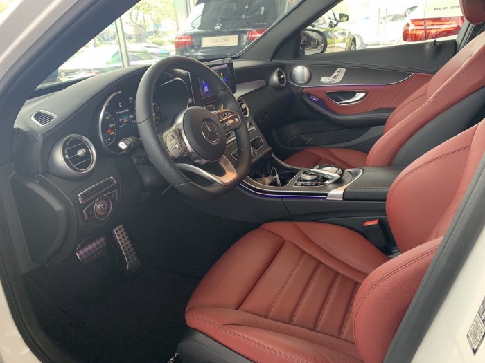Mercedes C300 AMG - 2019