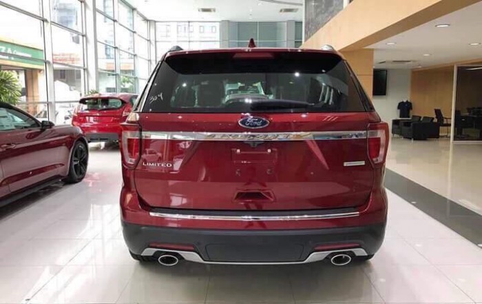 Giá xe Ford Explorer 2019, KM cực lớn quà tặng cực nhiều!