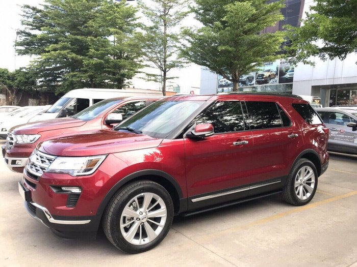 Giá xe Ford Explorer 2019, KM cực lớn quà tặng cực nhiều!