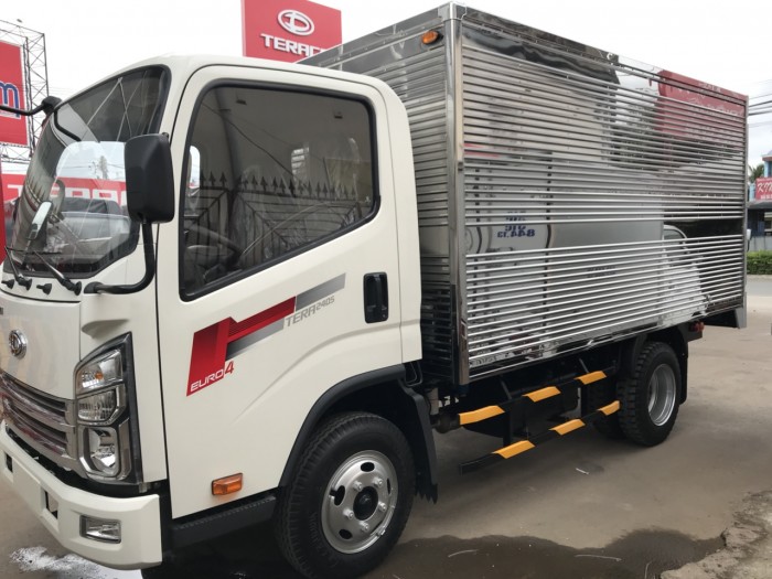 Tera240S tải trọng 2,4 tấn động cơ isuzu khuyến mãi đầu năm