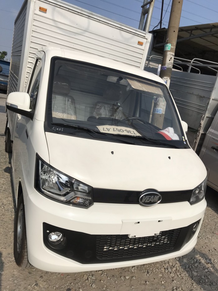 Xe tải nhẹ Veam VPT095- 900kg, thùng kín, lọt lòng 2.6 met