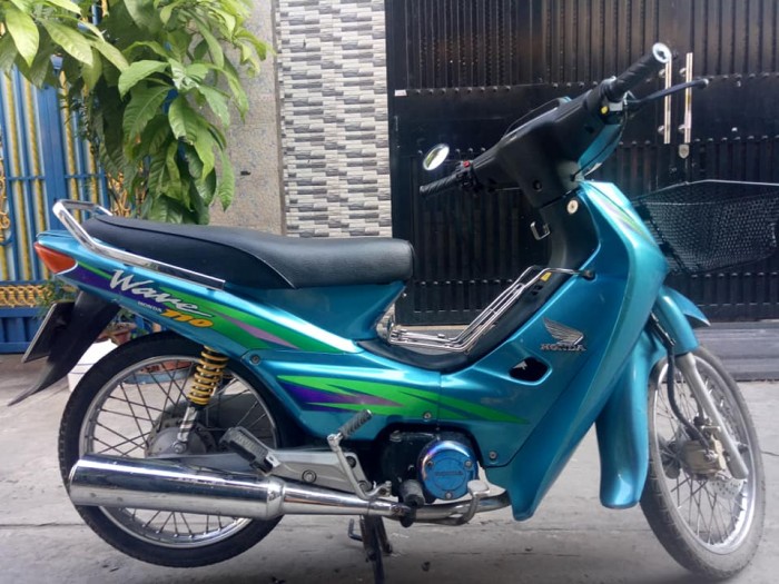 2.Wave 110c up dàn áo thái bstp xe đẹp như hình chạy lợi xăng bstp giá 5,2tr, chạy vô tư