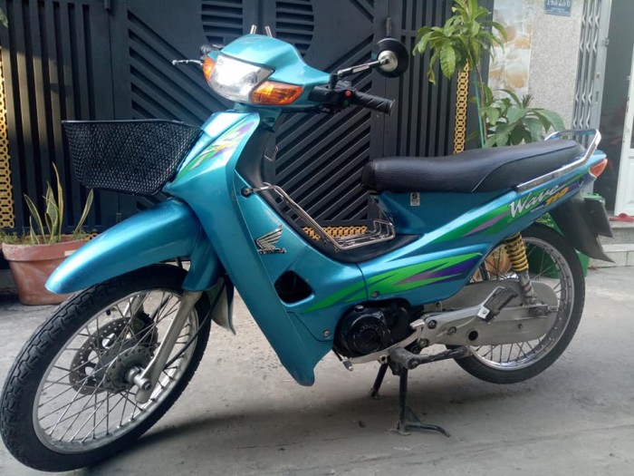 2.Wave 110c up dàn áo thái bstp xe đẹp như hình chạy lợi xăng bstp giá 5,2tr, chạy vô tư