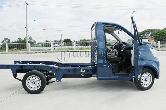 Đại lý xe tải Tera100 tải trọng 990Kg