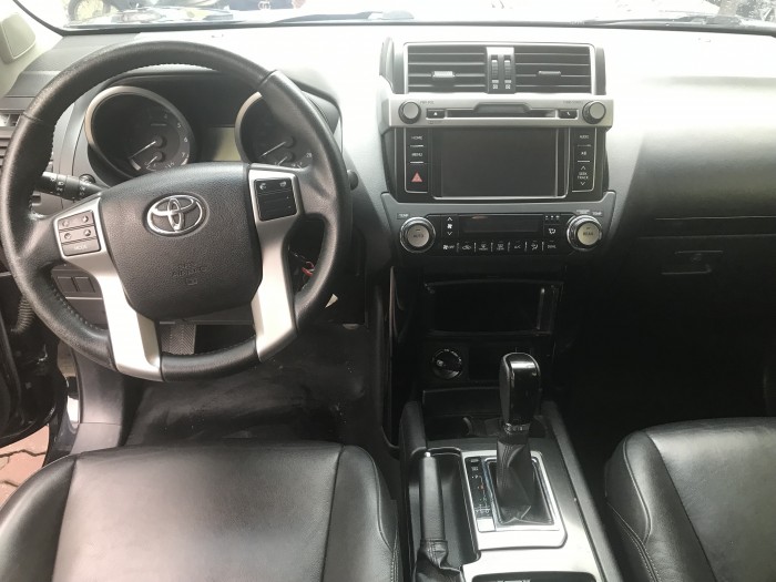 Toyota Prado sản xuất và đăng ký 2016, màu đen, tên cty ,biển Hà Nội,giá tốt .