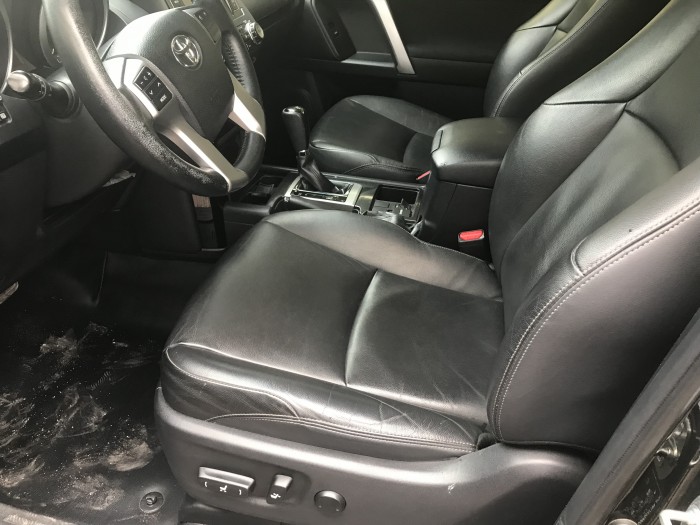 Toyota Prado sản xuất và đăng ký 2016, màu đen, tên cty ,biển Hà Nội,giá tốt .
