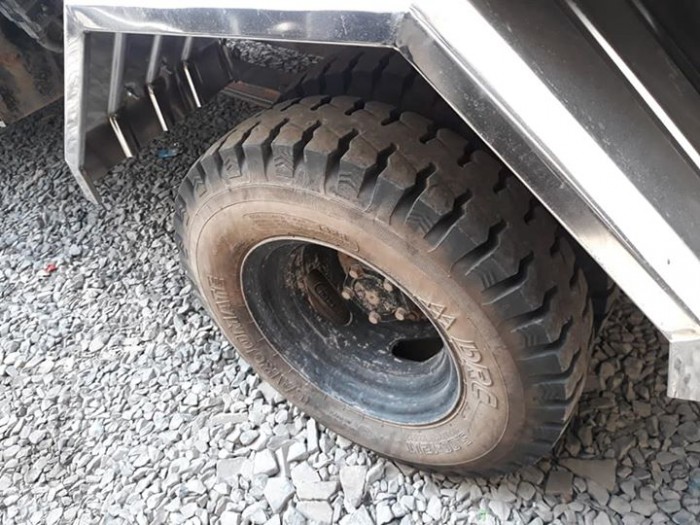 KiA K2700 Đời 2011 thùng kín giá ưu đãi