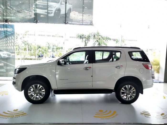 SUV Trailblazer 2.5 LTZ 4x4 lấy xe