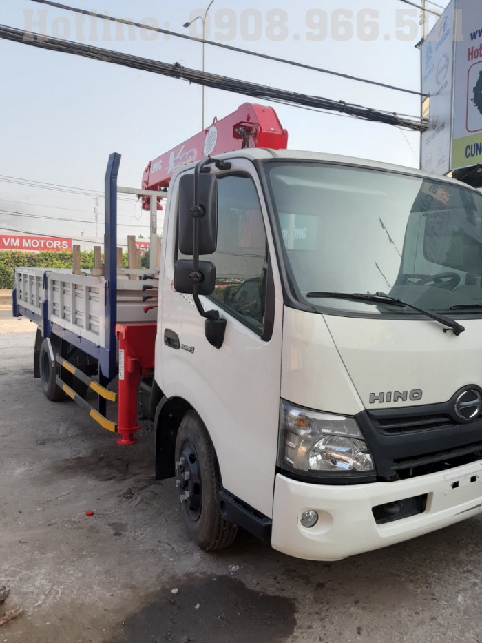 Hino Xzu720l – Gắn Cẩu Unic 344 – Tải Trọng 2850kg – Thùng Dài 4m4