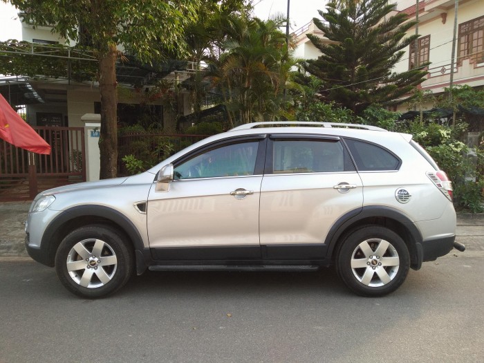 Gia đình cần bán xe Captiva 2007 Lt số sàn, màu bạc